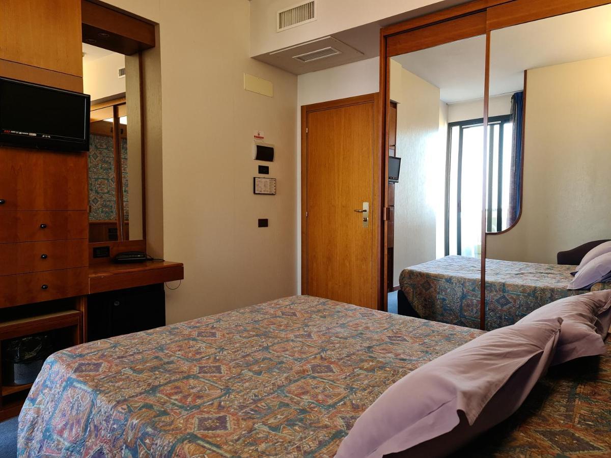 Hotel Sabra Senigallia Zewnętrze zdjęcie